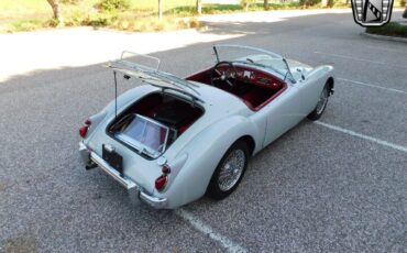 MG-MGA-Cabriolet-1961-Gray-Red-10337-11