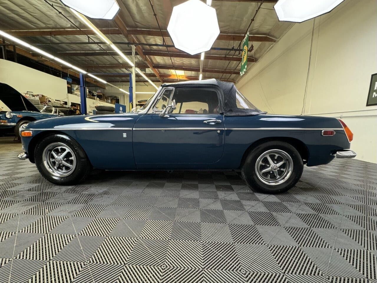 MG-MGB-1970-4