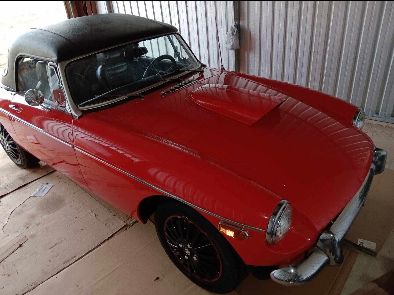 MG-MGB-1976-Red-89407-1