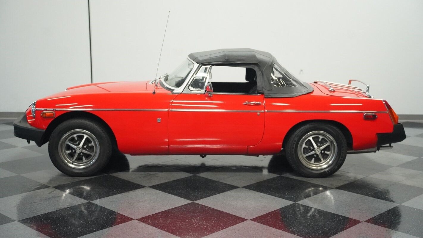 MG-MGB-Cabriolet-1975-Red-Black-140800-2