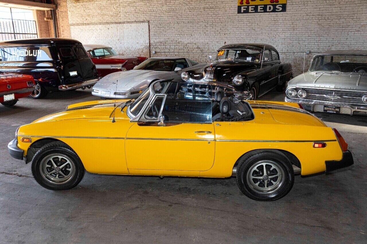 MG-MGB-Cabriolet-1978-Black-Black-127421-10