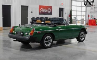 MG-MGB-Cabriolet-1978-Green-Tan-131606-4