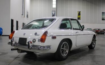 MG-MGB-GT-1974-4