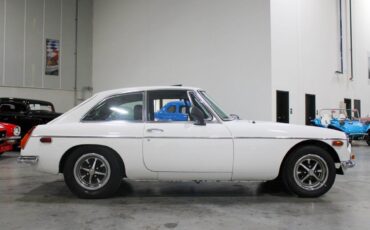 MG-MGB-GT-1974-5