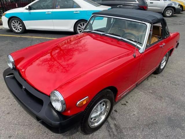 MG-Midget-Coupe-1979-Red-105074-2