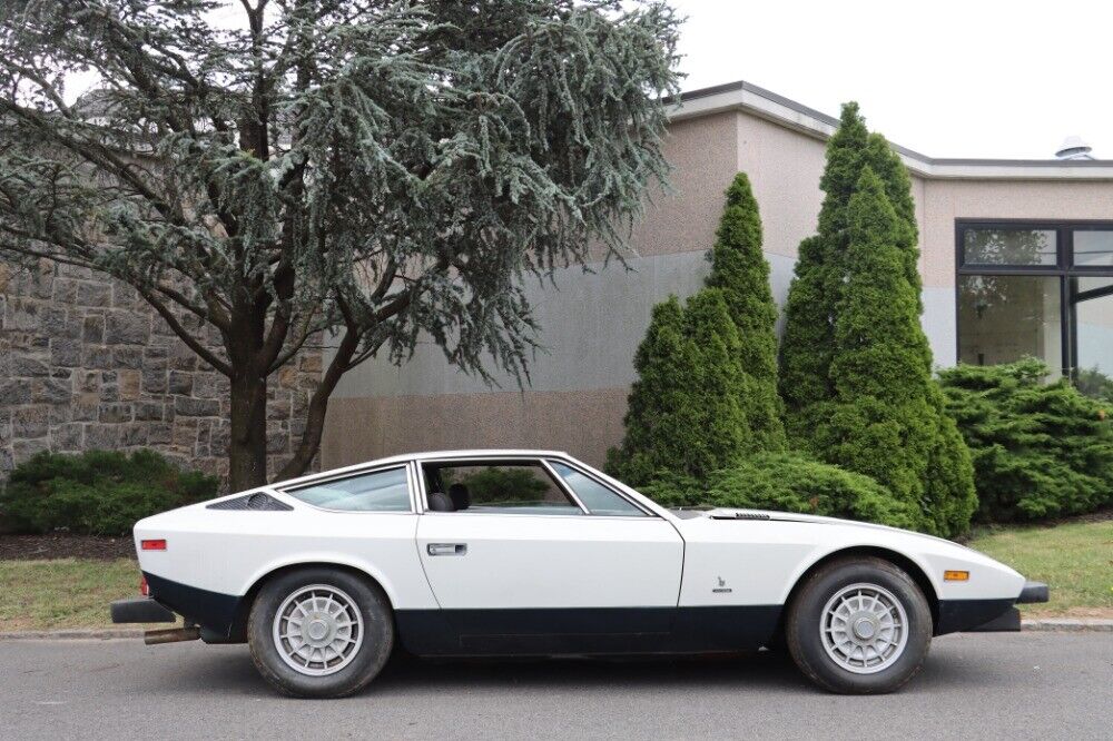 Maserati-Khamsin-1975-White-Black-0-2