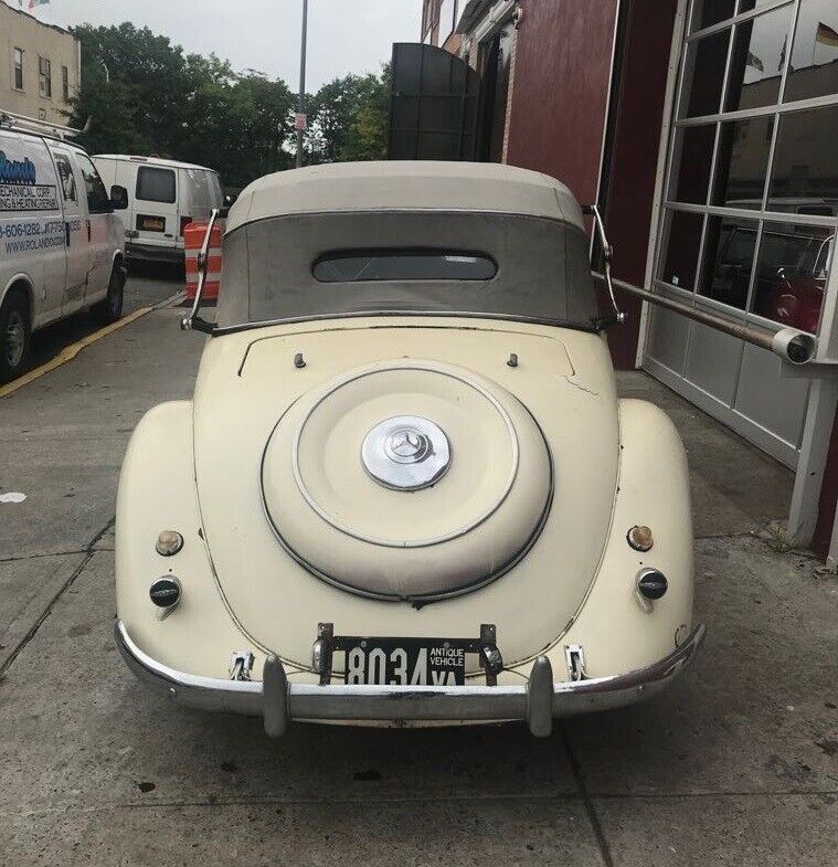 Mercedes-Benz-170S-1938-Ivory-Red-0-2