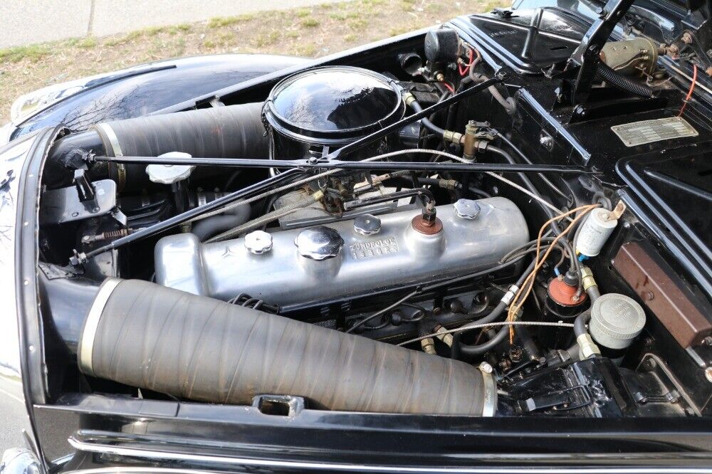 Mercedes-Benz-200-Series-1951-Black-Tan-0-7