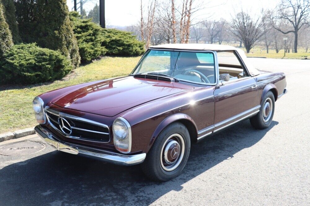 Mercedes-Benz-200-Series-1964-Burgundy-Tan-0-1