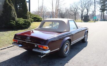 Mercedes-Benz-200-Series-1964-Burgundy-Tan-0-4