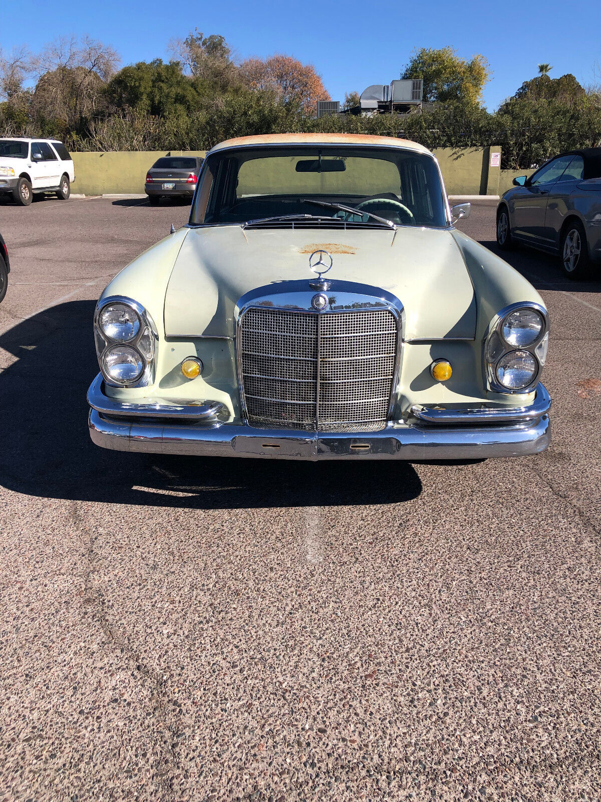 Mercedes-Benz 200 Series Berline 1964