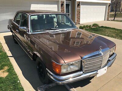 Mercedes-Benz 200-Series Berline 1978 à vendre