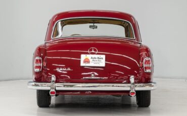 Mercedes-Benz-220-S-Berline-1959-5