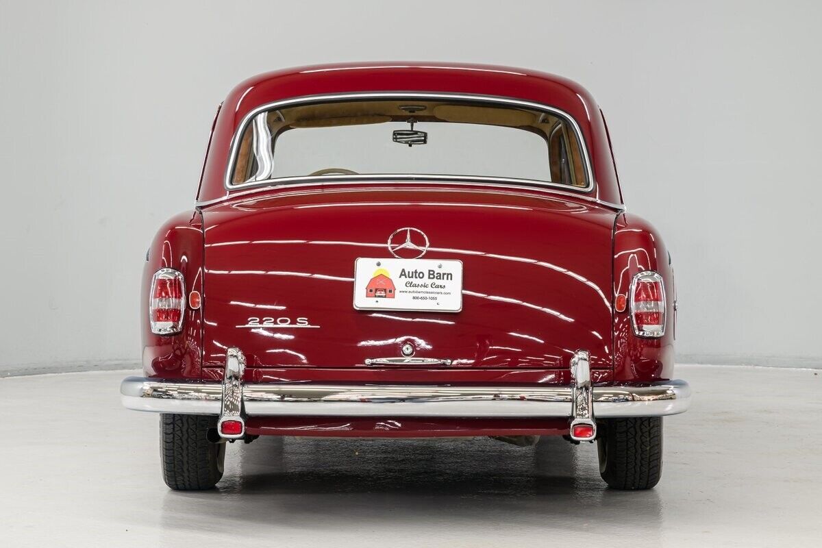 Mercedes-Benz-220-S-Berline-1959-5