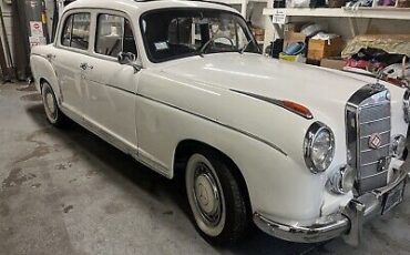 Mercedes-Benz-220S-1957-9