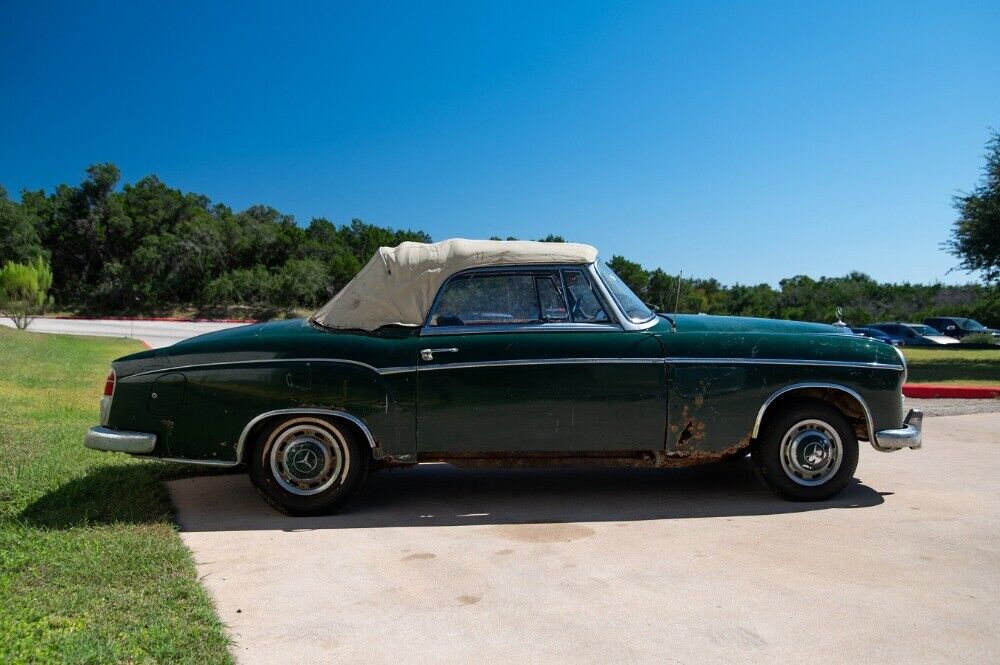 Mercedes-Benz-220S-Ponton-Cabriolet-1957-3