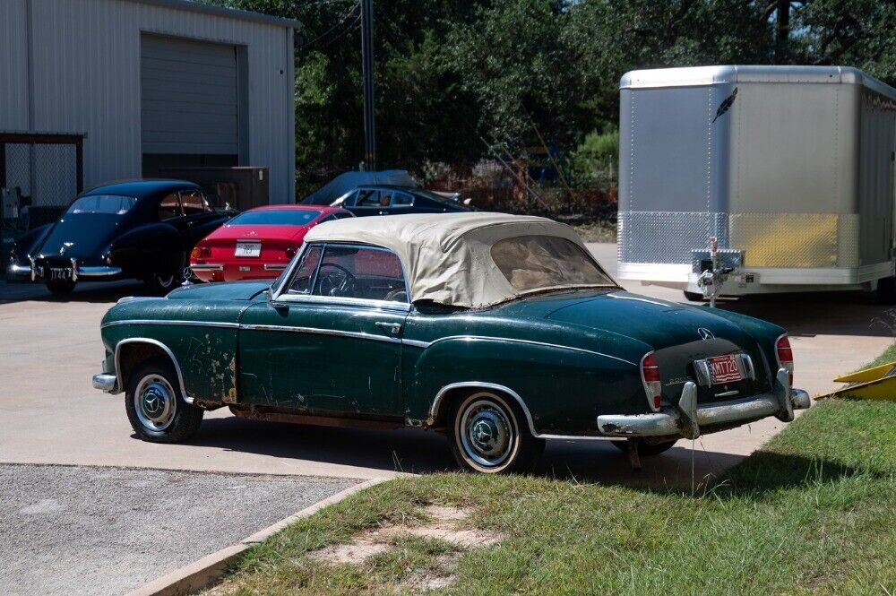 Mercedes-Benz-220S-Ponton-Cabriolet-1957-4