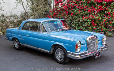 Mercedes-Benz-250SE-1967-2