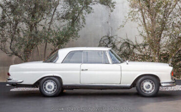 Mercedes-Benz-250SE-1967-3