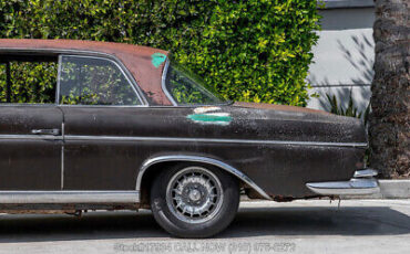 Mercedes-Benz-250SE-1968-Brown-Other-Color-0-10