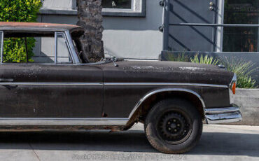 Mercedes-Benz-250SE-1968-Brown-Other-Color-0-8