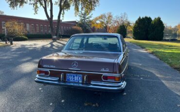 Mercedes-Benz-300-SEL-Berline-1971-Brown-Tan-226918-18