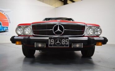 Mercedes-Benz-300-Series-1985-Red-Black-156787-8