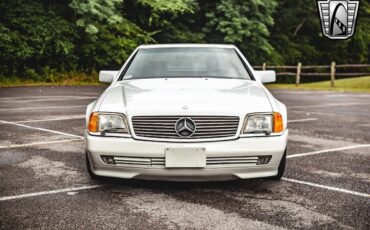 Mercedes-Benz-300-Series-1990-9