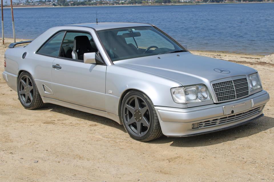 Mercedes-Benz-300-Series-1991-Silver-Black-64374-1