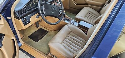 Mercedes-Benz-300-Series-Berline-1986-Blue-Palomino-171878-28