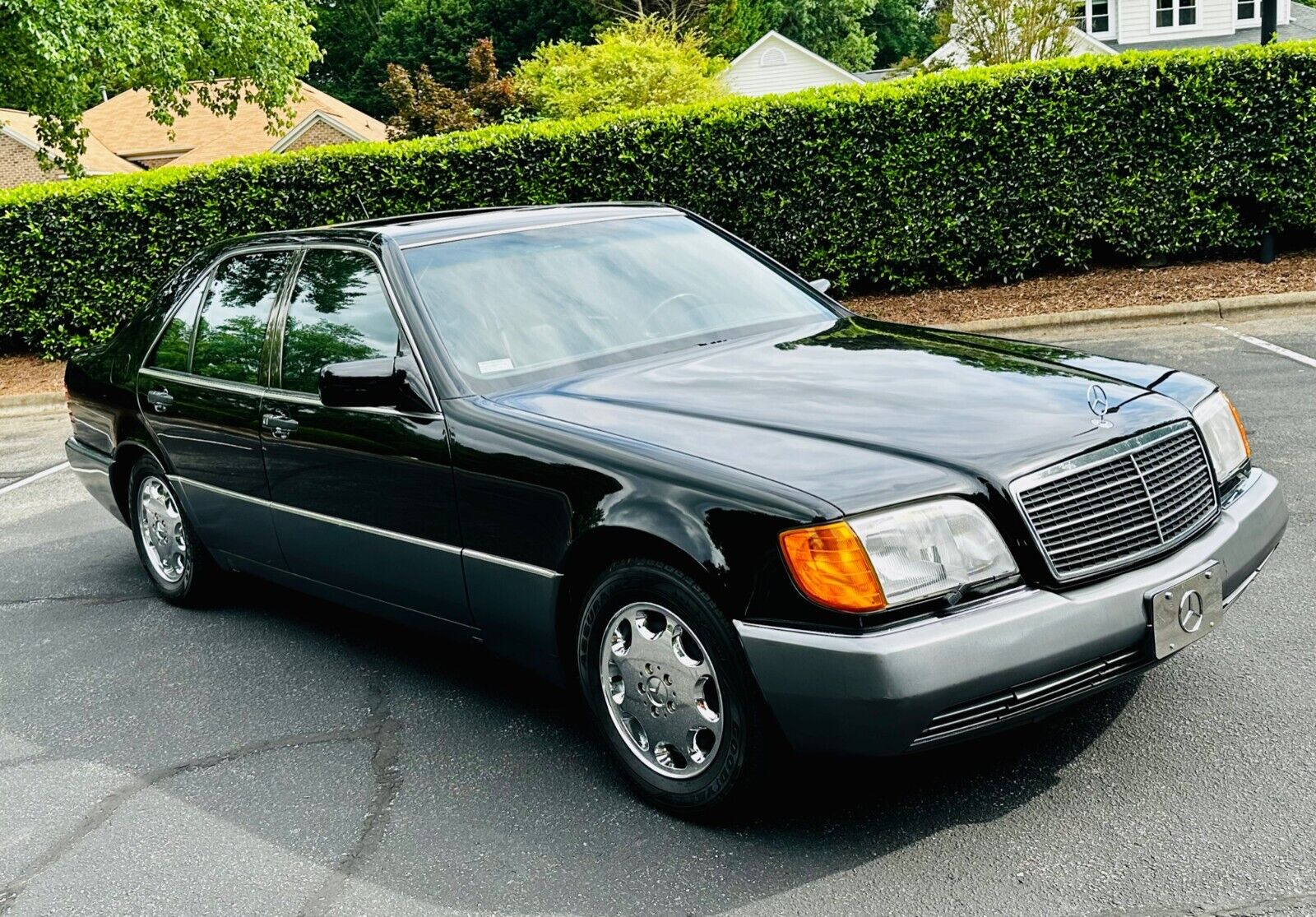 Mercedes-Benz-300-Series-Berline-1992-Black-Black-171089-1