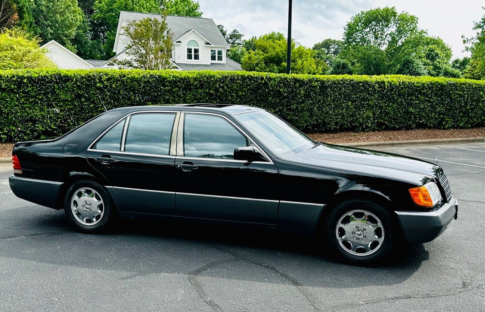 Mercedes-Benz 300-Series Berline 1992