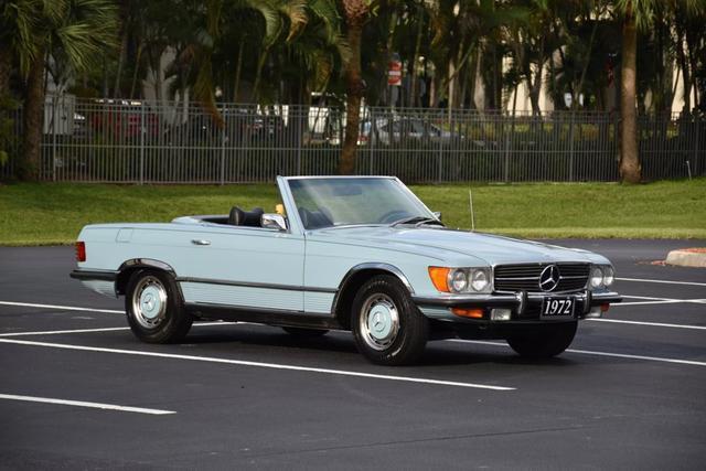 Mercedes-Benz-300-Series-Cabriolet-1972-Blue-Black-112139-1