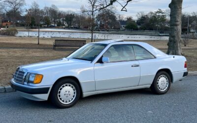 Mercedes-Benz 300-Series Coupe 1990 à vendre