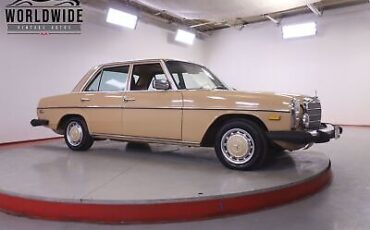 Mercedes-Benz-300D-1975-1