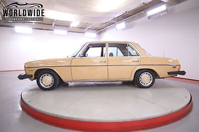 Mercedes-Benz-300D-1975-2