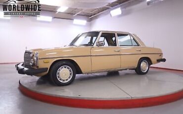 Mercedes-Benz 300D  year1}