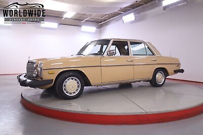 Mercedes-Benz 300D  year1}