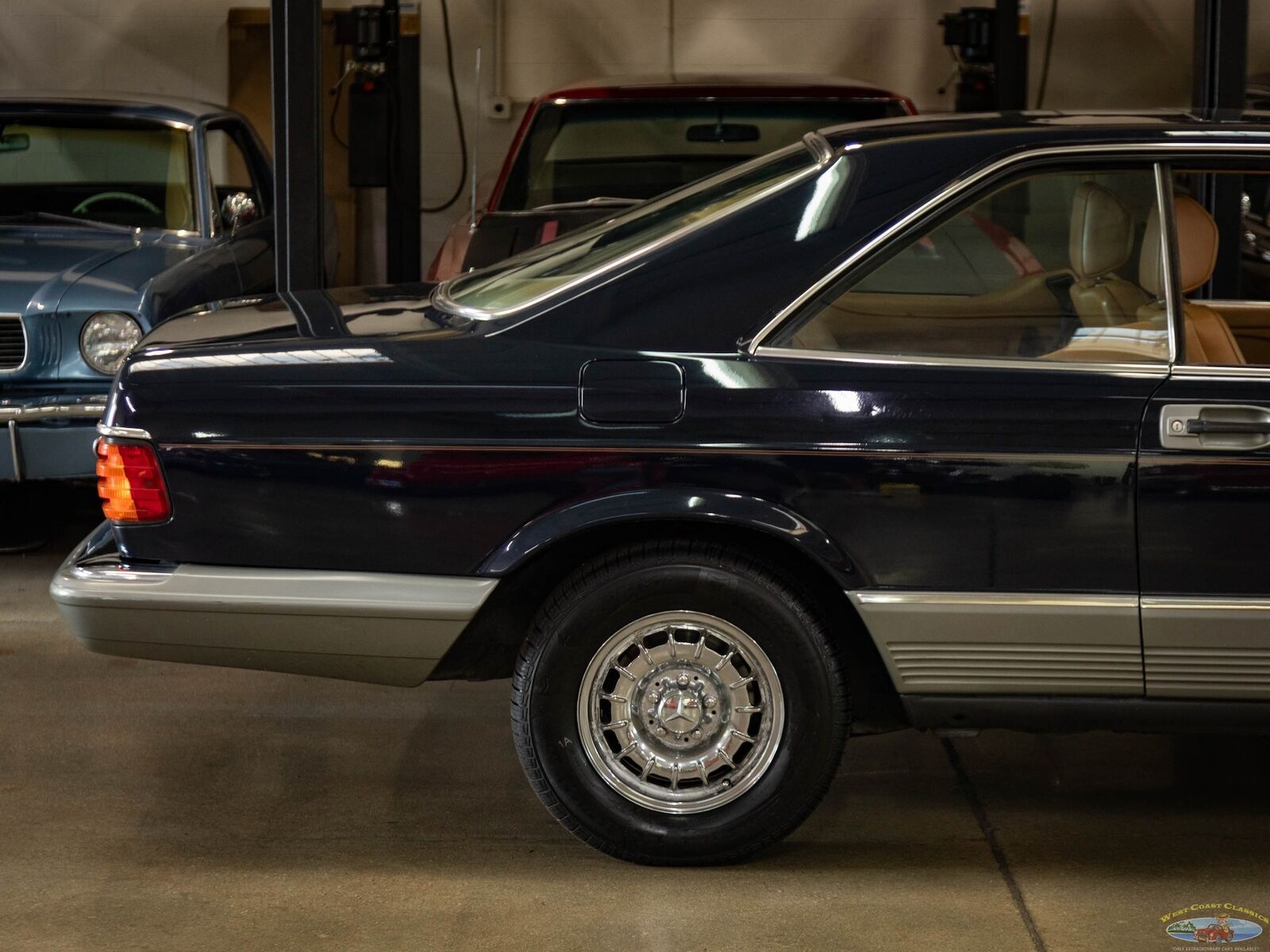 Mercedes-Benz-380-SEC-Coupe-1982-Blue-Tan-111027-1