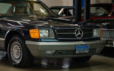 Mercedes-Benz-380-SEC-Coupe-1982-Blue-Tan-111027-11