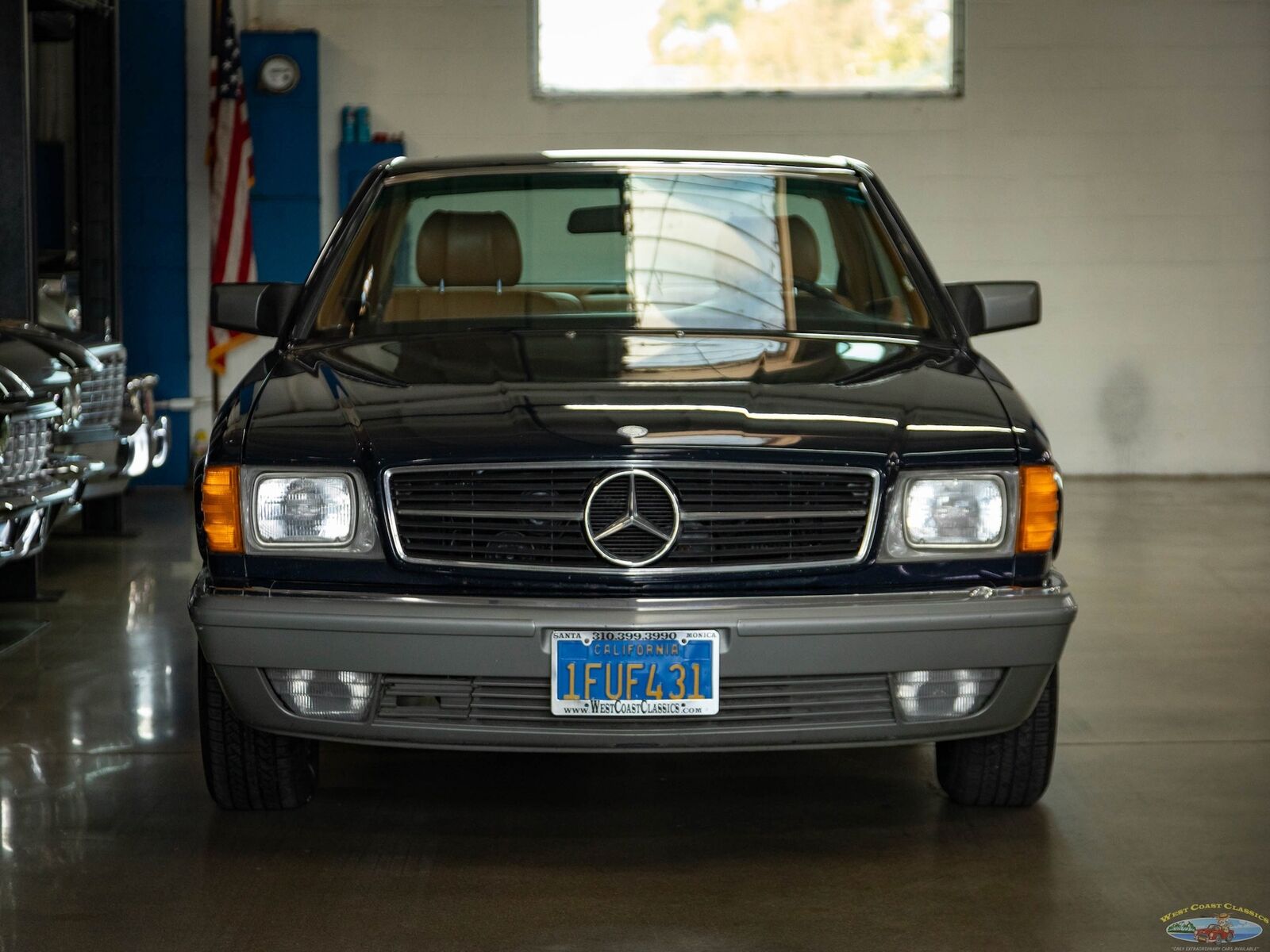 Mercedes-Benz-380-SEC-Coupe-1982-Blue-Tan-111027-12