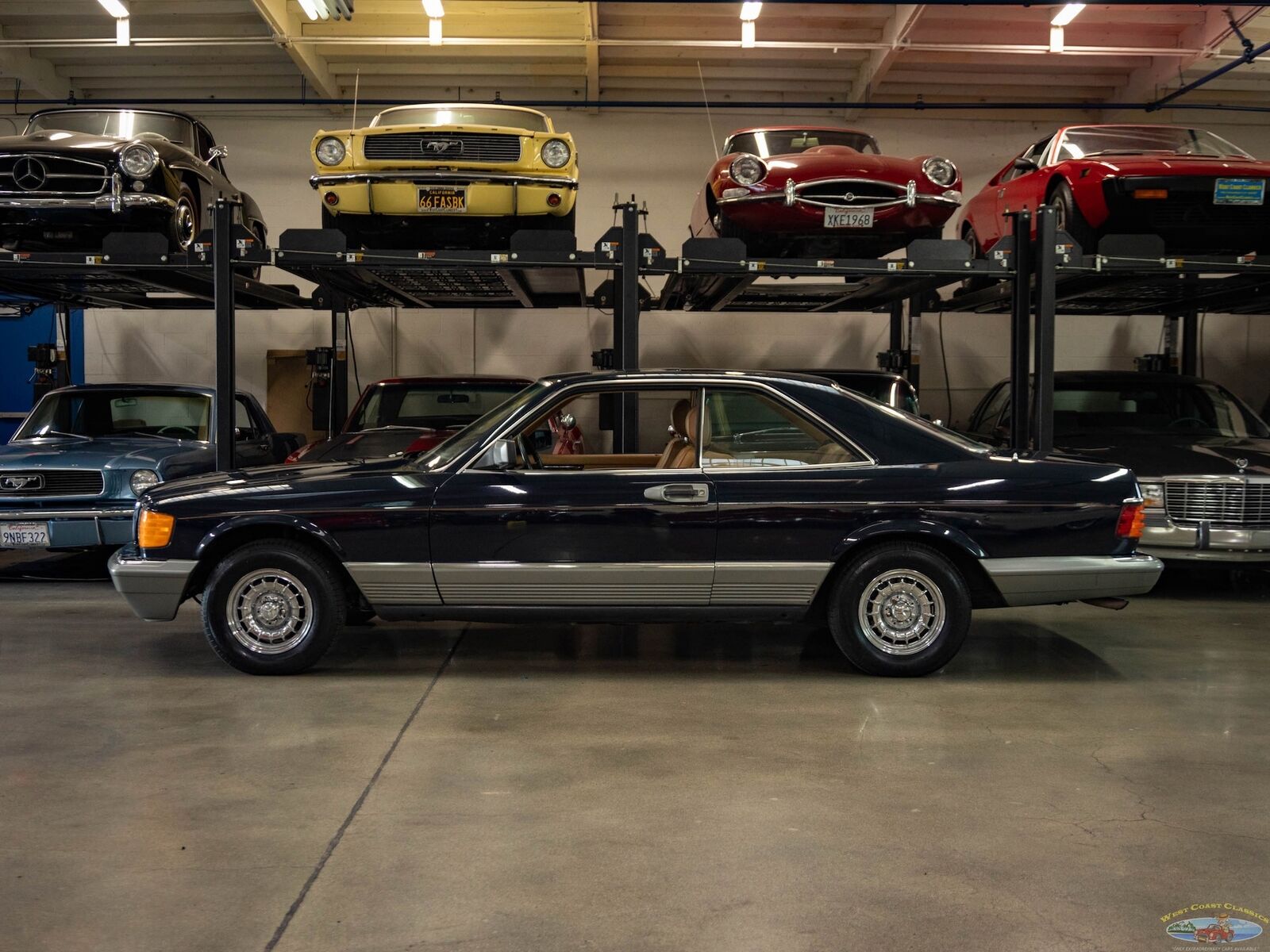 Mercedes-Benz-380-SEC-Coupe-1982-Blue-Tan-111027-5