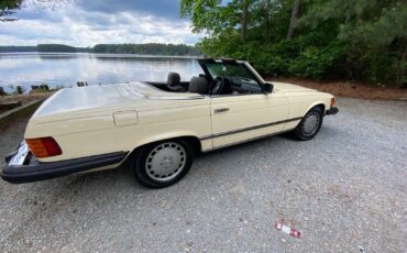 Mercedes-Benz-380-SL-Cabriolet-1981-11