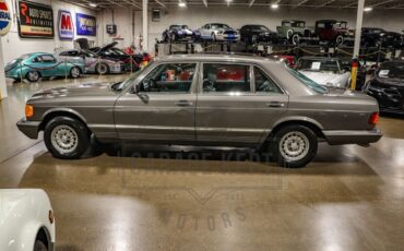 Mercedes-Benz-380SEL-Berline-1983-Gray-Gray-319408-10