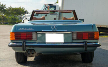 Mercedes-Benz-400-Series-1974-4