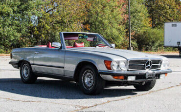 Mercedes-Benz-400-Series-Cabriolet-1979-Silver-Red-191512-11