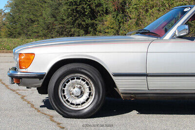 Mercedes-Benz-400-Series-Cabriolet-1979-Silver-Red-191512-3