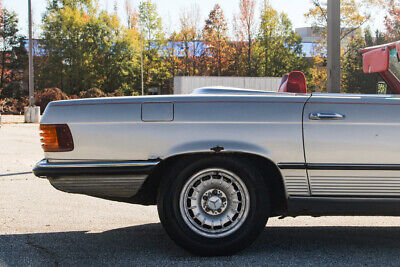 Mercedes-Benz-400-Series-Cabriolet-1979-Silver-Red-191512-9