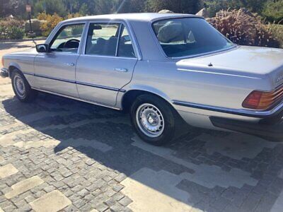 Mercedes-Benz-450se-Berline-1976-Silver-Blue-262647-12