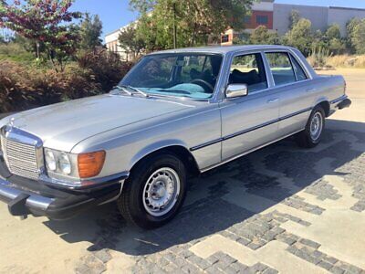 Mercedes-Benz-450se-Berline-1976-Silver-Blue-262647-6